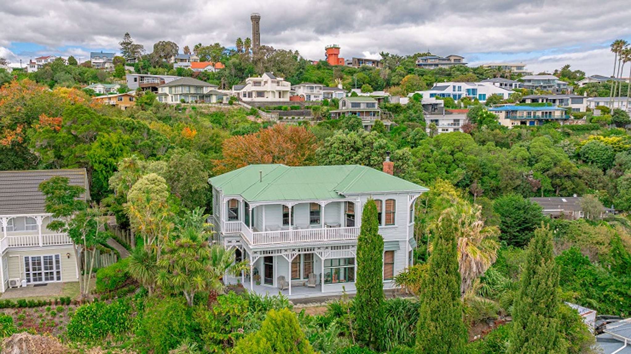 Whanganui's most photographed house is on the market for first time 120 years