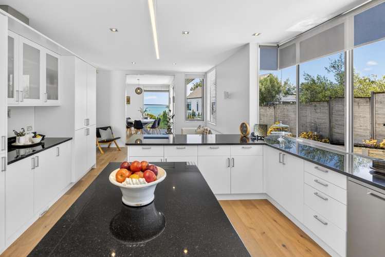 7 Island View Terrace Cockle Bay_19