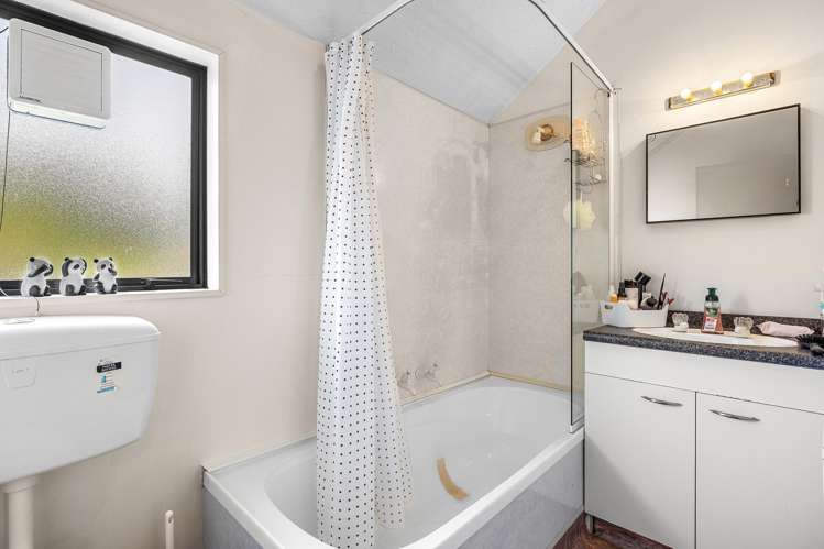 3-4/36 Mathesons Road Phillipstown_9