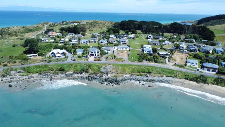 22 Moana Street Riverton_17