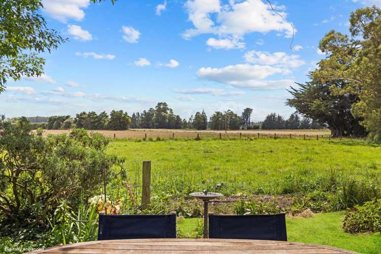 1649 Main North Road Sefton_20