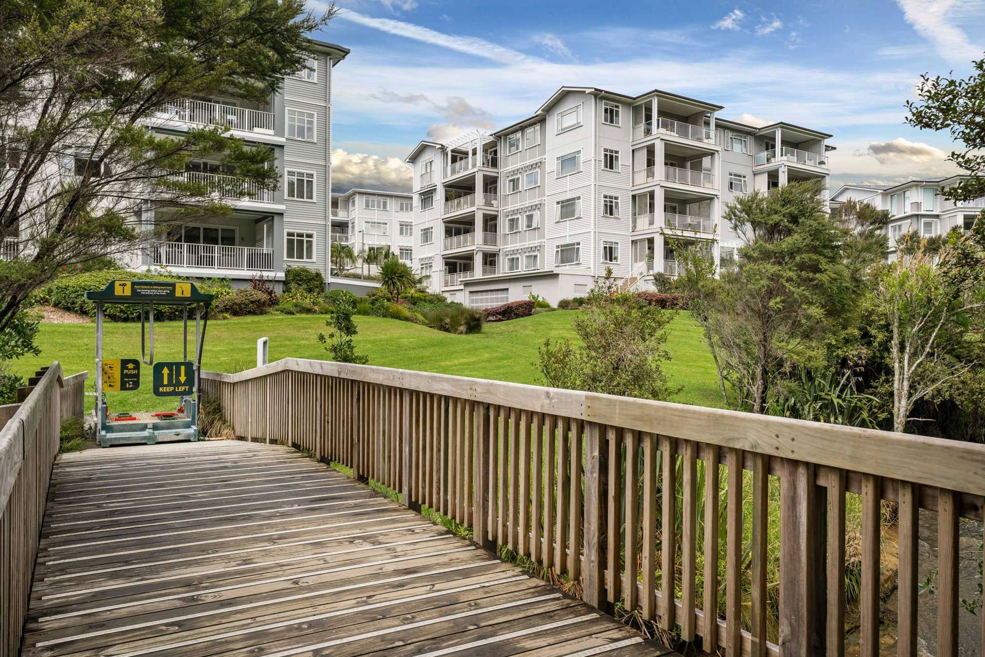 96 Eaves Bush Parade Orewa_0