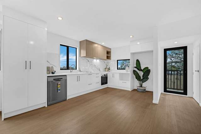 11B Kemp Road Massey_3