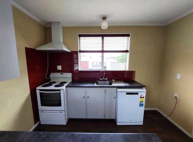 24 Mokau Place Parklands_1