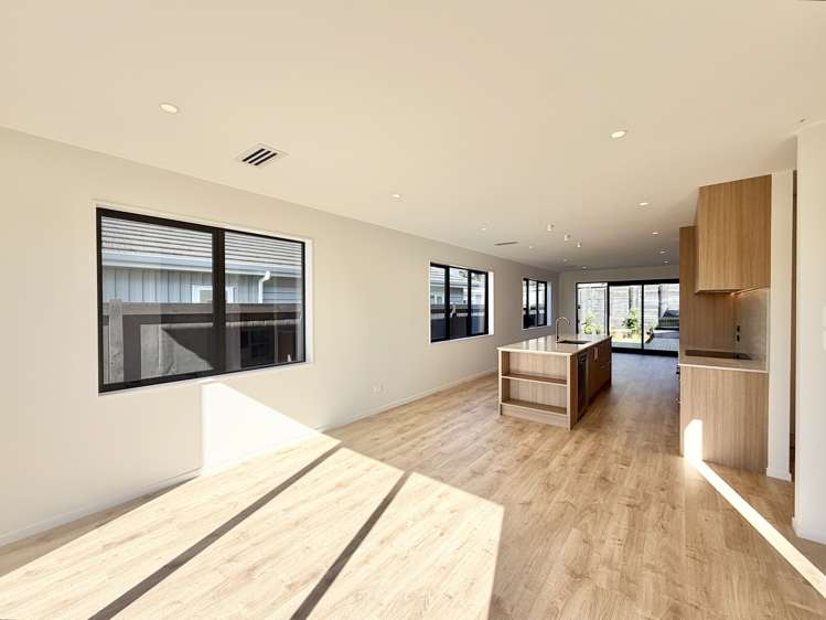 23 Tukutata Crescent Milldale_1