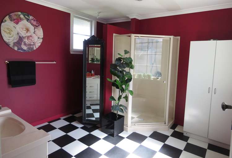 8 Ranft Street Reefton_6