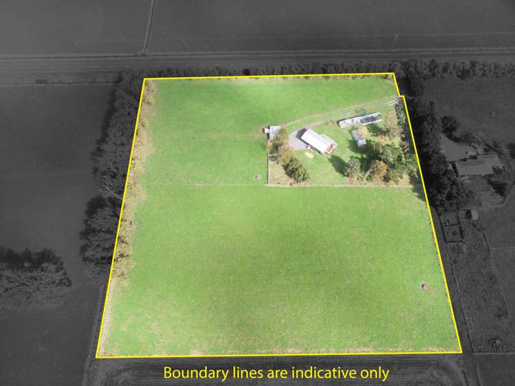 230 Central Road North Waitakaruru_33