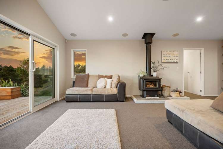 132 Dormer Road Waitoki_11