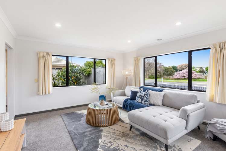 168 Guildford Drive Paraparaumu Beach_2