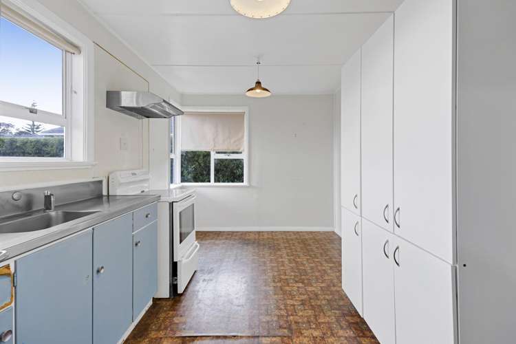 65 Domett Street Opunake_7