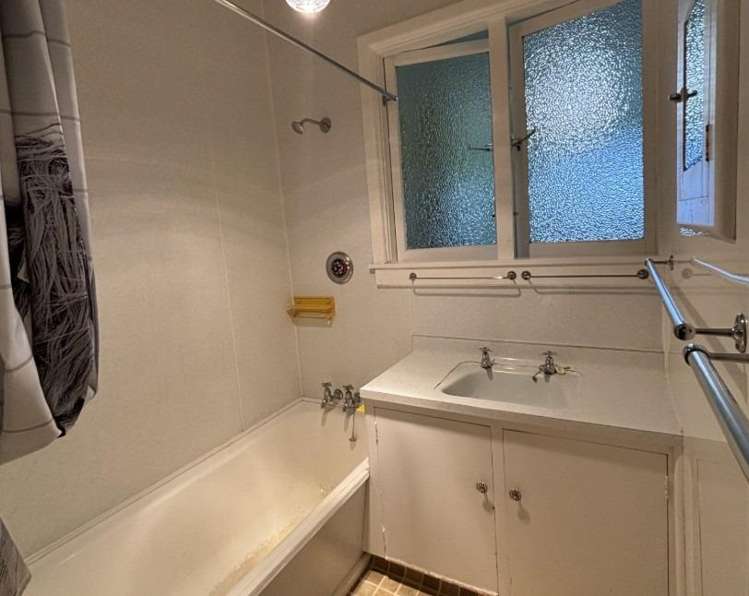 50 Simm Road 1597_8