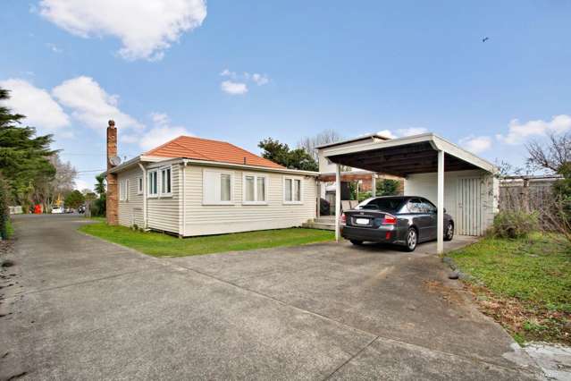 37 Titirangi Road New Lynn_1