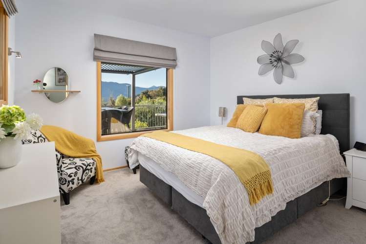 3 Lawrence Road Kenepuru Sound_15