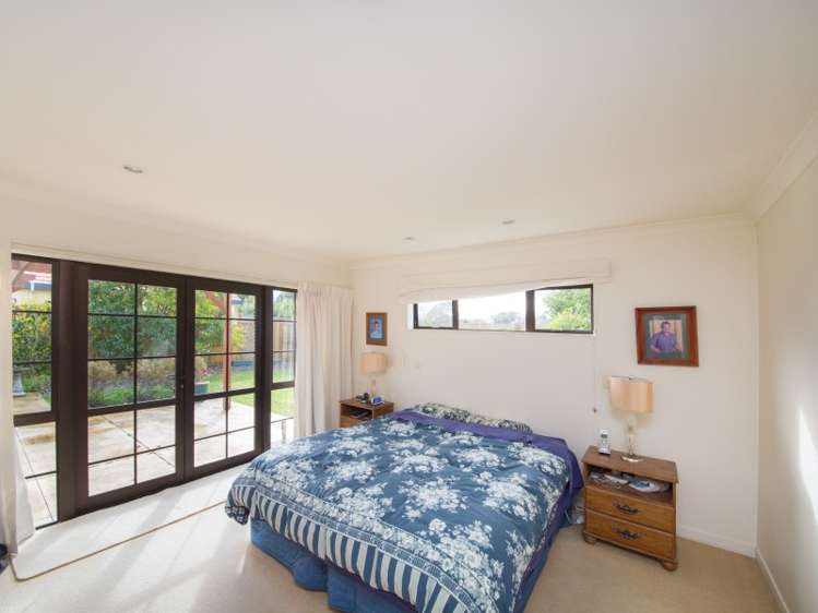 10 Henley Court Highbury_8