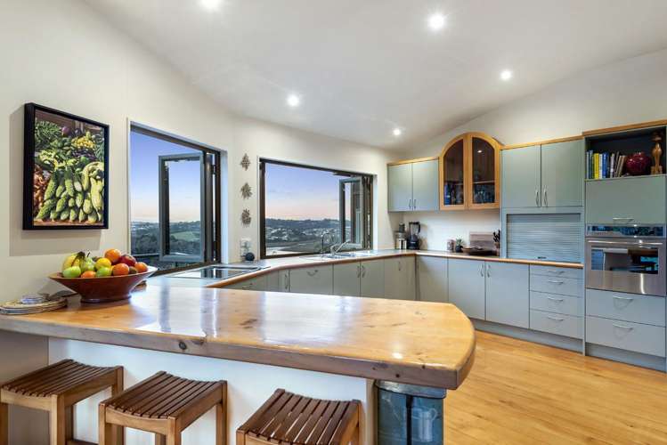 417 Paremoremo Road Paremoremo_12