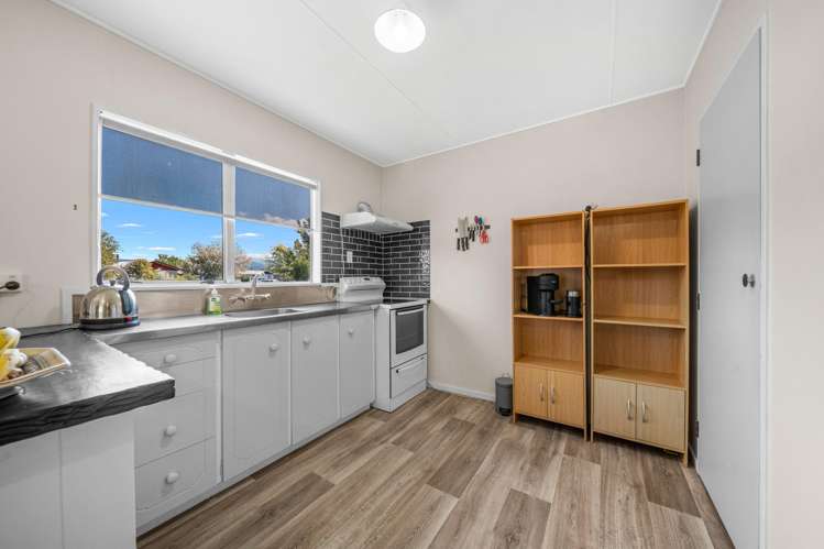 2 Tasman Crescent Carterton_8