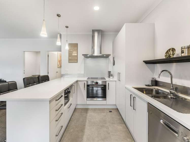 6/107 Edinburgh Street Pukekohe_4