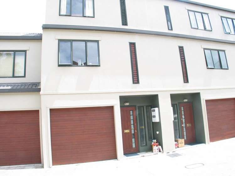 20/12 Ambrico Place New Lynn_2