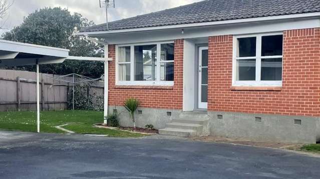 2 BEDROOM - REDECORATED - CARPORT