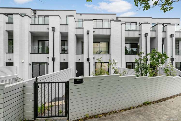 27c Claude Road_0
