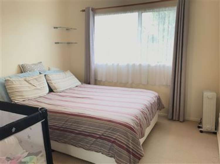 17 Theban Place Totara Vale_7