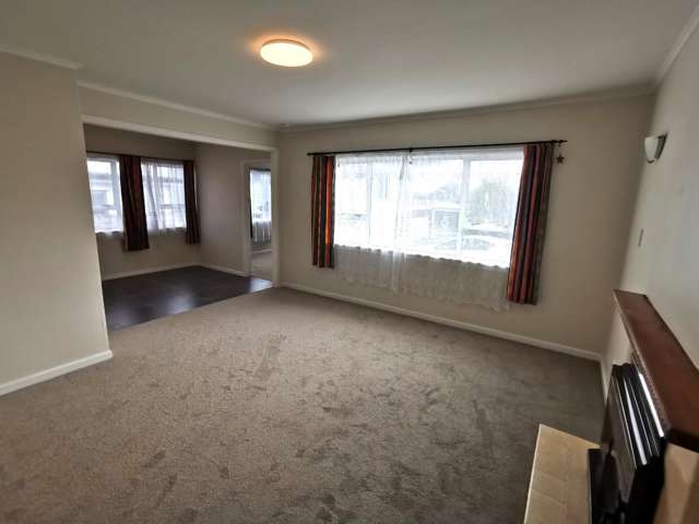 6 Netherlands Avenue New Lynn_2