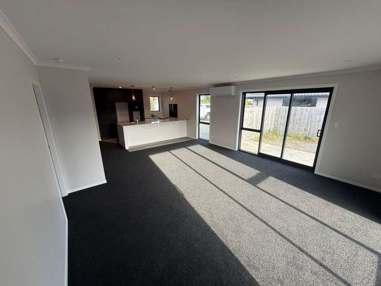 B/30 Queenwood Road Levin_1