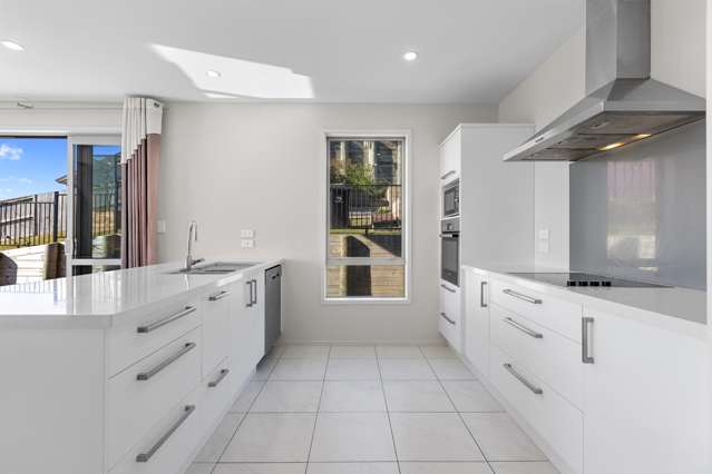 10 Elena Place Welcome Bay_2