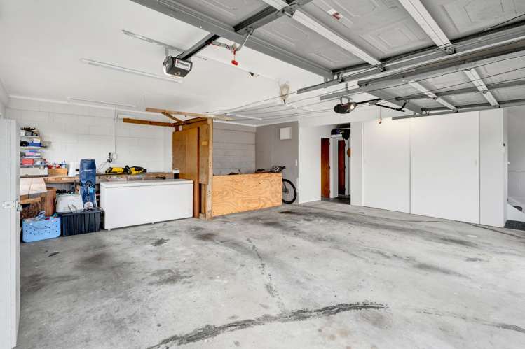 17 Caledonia Place Highlands Park_19