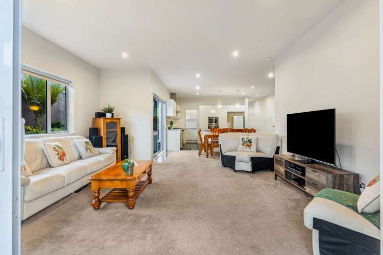 60 Butler Stoney Crescent Silverdale_7