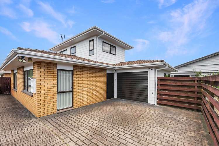 2/126 Carruth Road_0
