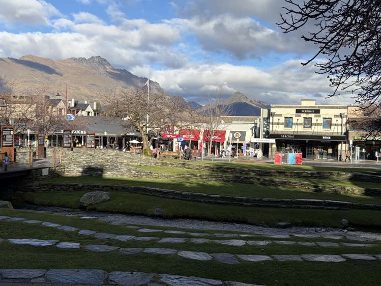 50 Stanley Street Queenstown_5