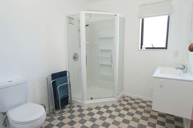 4 Beatrice Street Rarangi_13