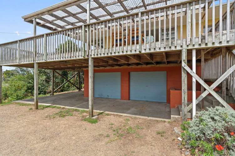 28 Pyle Road West One Tree Point_21