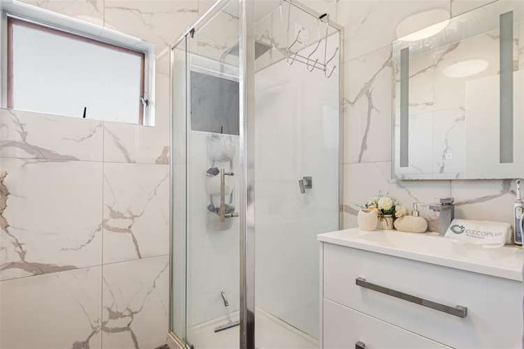 1/47 Girrahween Drive Totara Vale_10