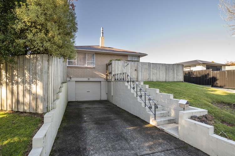 29 Pandora Avenue Westbrook_19