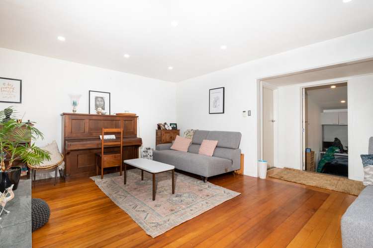 74 Forest Hill Road Henderson_6