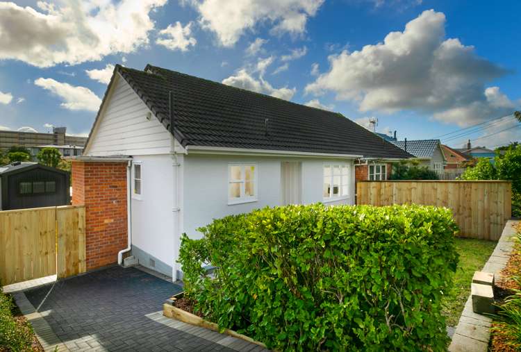 89 Walker Road Point Chevalier_12