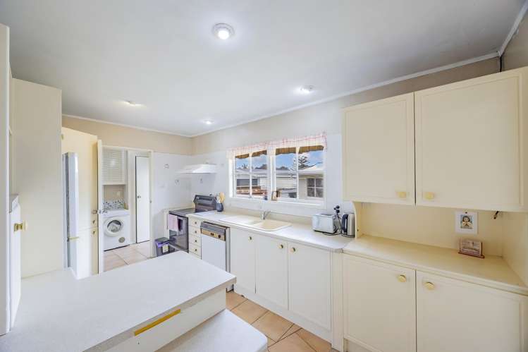 2 Tupaki Place Pakuranga Heights_8