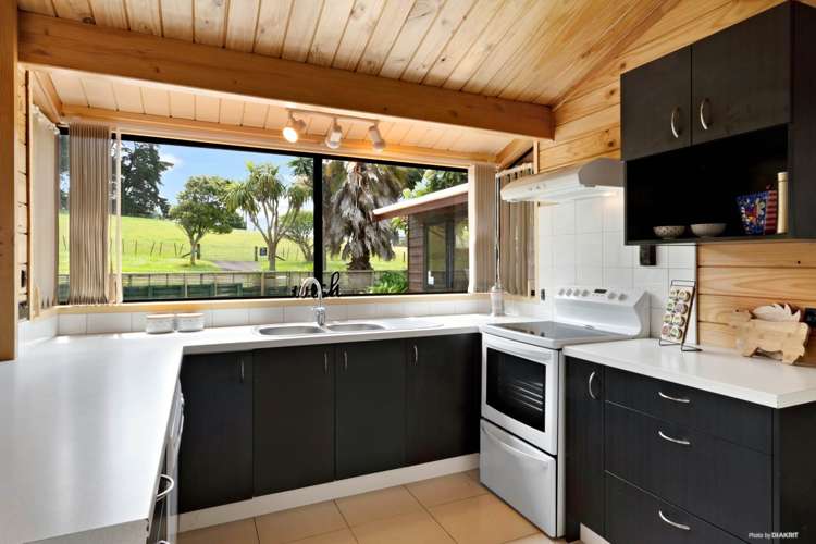 5 Nyssa Place Totara Heights_2