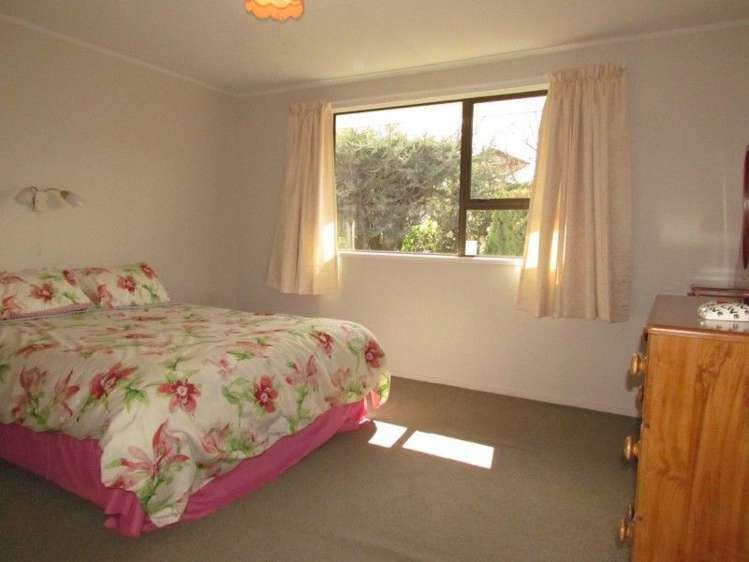 82 Newcastle Street Clyde_10