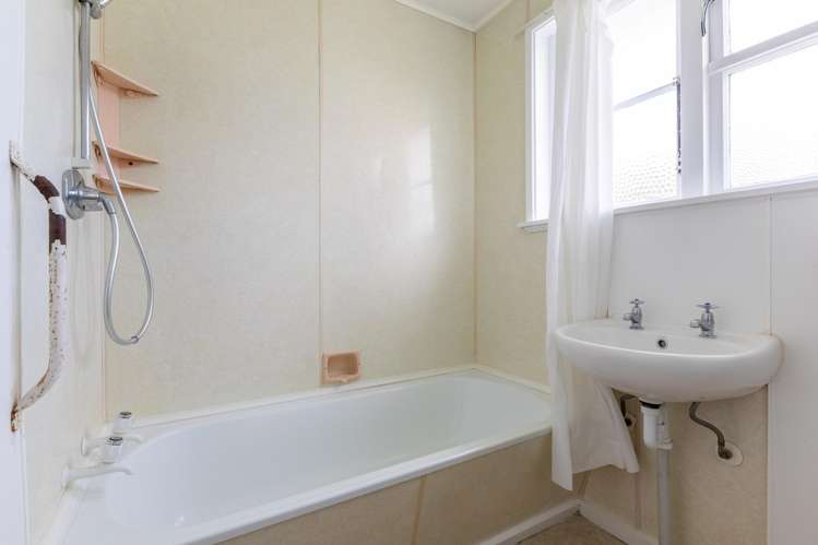 4 Severn Terrace Roslyn_16