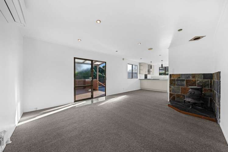 6 Redcrest Avenue Red Hill_13