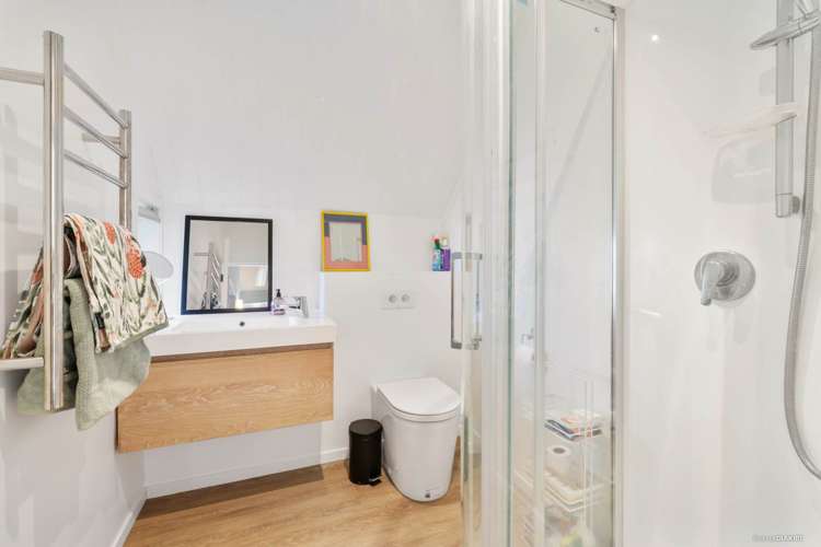 80 Highland Park Drive Highland Park_24