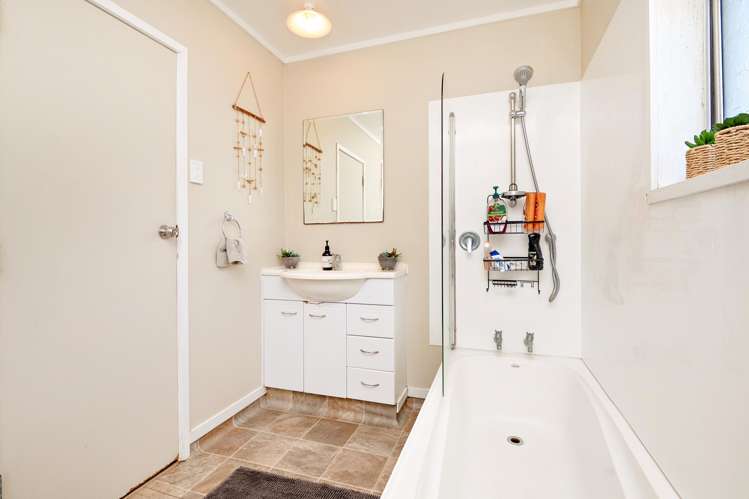 45 Stewart Street Opotiki and Surrounds_16