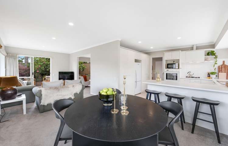 1/8 Tolben Place Golflands_18