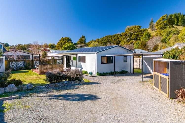 37a Eighty Eight Valley Road Wakefield_12