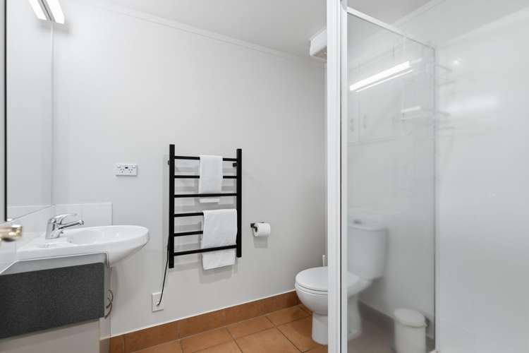 2/5 The Mall Mt Maunganui_16