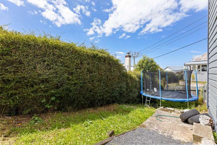 44 Leckhampton Court Clyde Hill_25