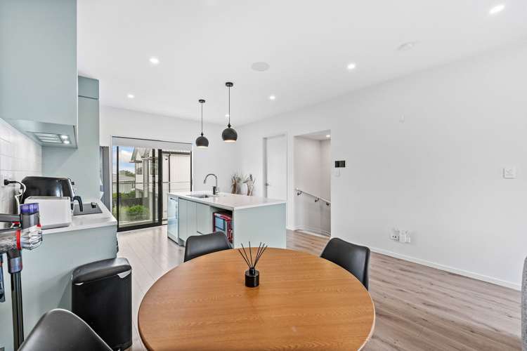 6/107 Hobsonville Road West Harbour_13
